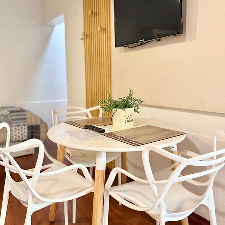 "Casa Amalia Apartamentos" Plaza Italia Y Av Aristides A 50Mts, Lugar Con Jardin Mendoza Dış mekan fotoğraf