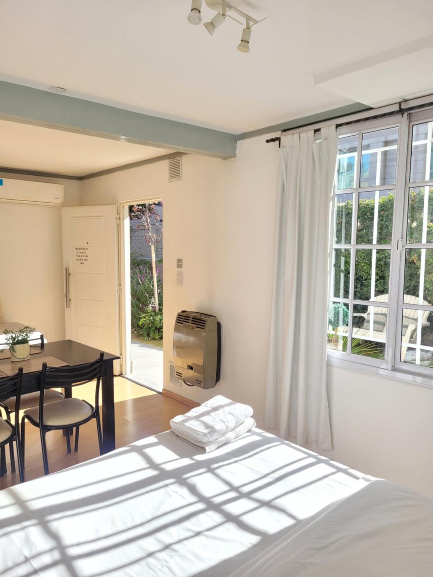 "Casa Amalia Apartamentos" Plaza Italia Y Av Aristides A 50Mts, Lugar Con Jardin Mendoza Dış mekan fotoğraf